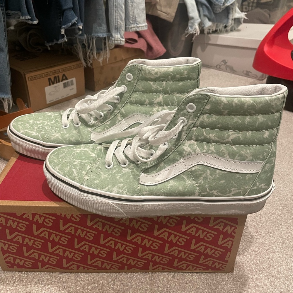 Women’s Vans Sk8-Hi Shoes